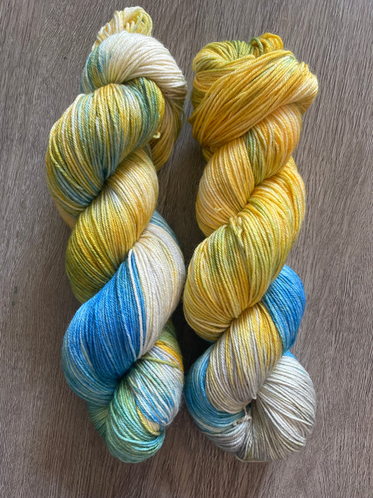 Wandering Sky - Selkie Sock Yarn - 100g