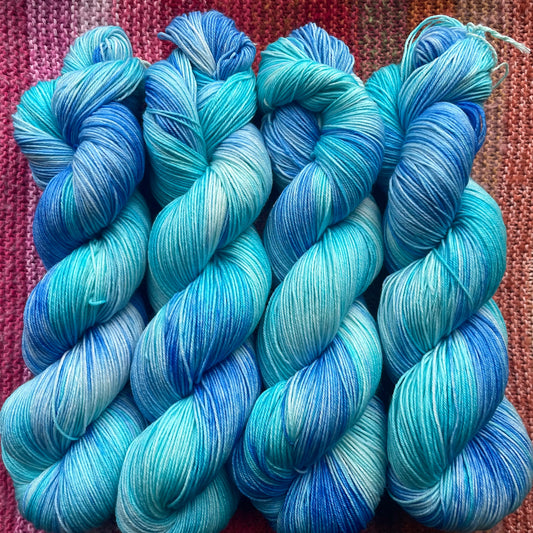 Stitch, Please – I’m Freezin’ - Chester Sock Yarn - 100g